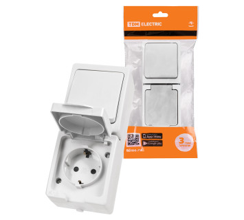 Блок (вертикальный) выключатель 1-кл. + розетка 2П+З с з/ш БКВР IP54 белый 