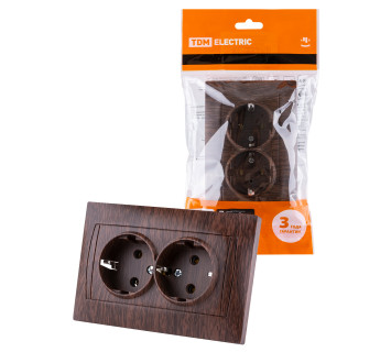 Розетка двойная 2П+З 16А 250В венге 