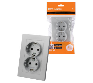 Розетка двойная 2П+З 16А 250В с защ. шт. серебр. металлик 