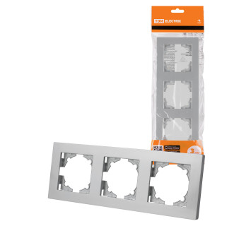 Рамка 3-х постовая серебр. металлик 