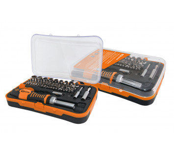 Набор, две отвертки: реверсивная, и тонкая, в комплекте биты и головки, №4, 65 предметов 